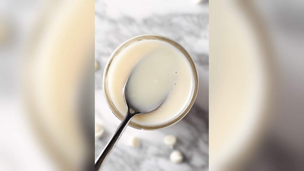 White Chocolate Syrup Recipe for Coffee: Irresistibly Creamy Delight