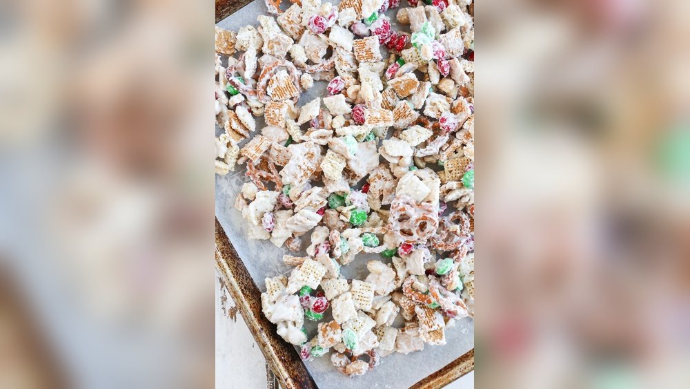 White Trash Recipe With Peanut Butter: Irresistibly Easy Snack Delight